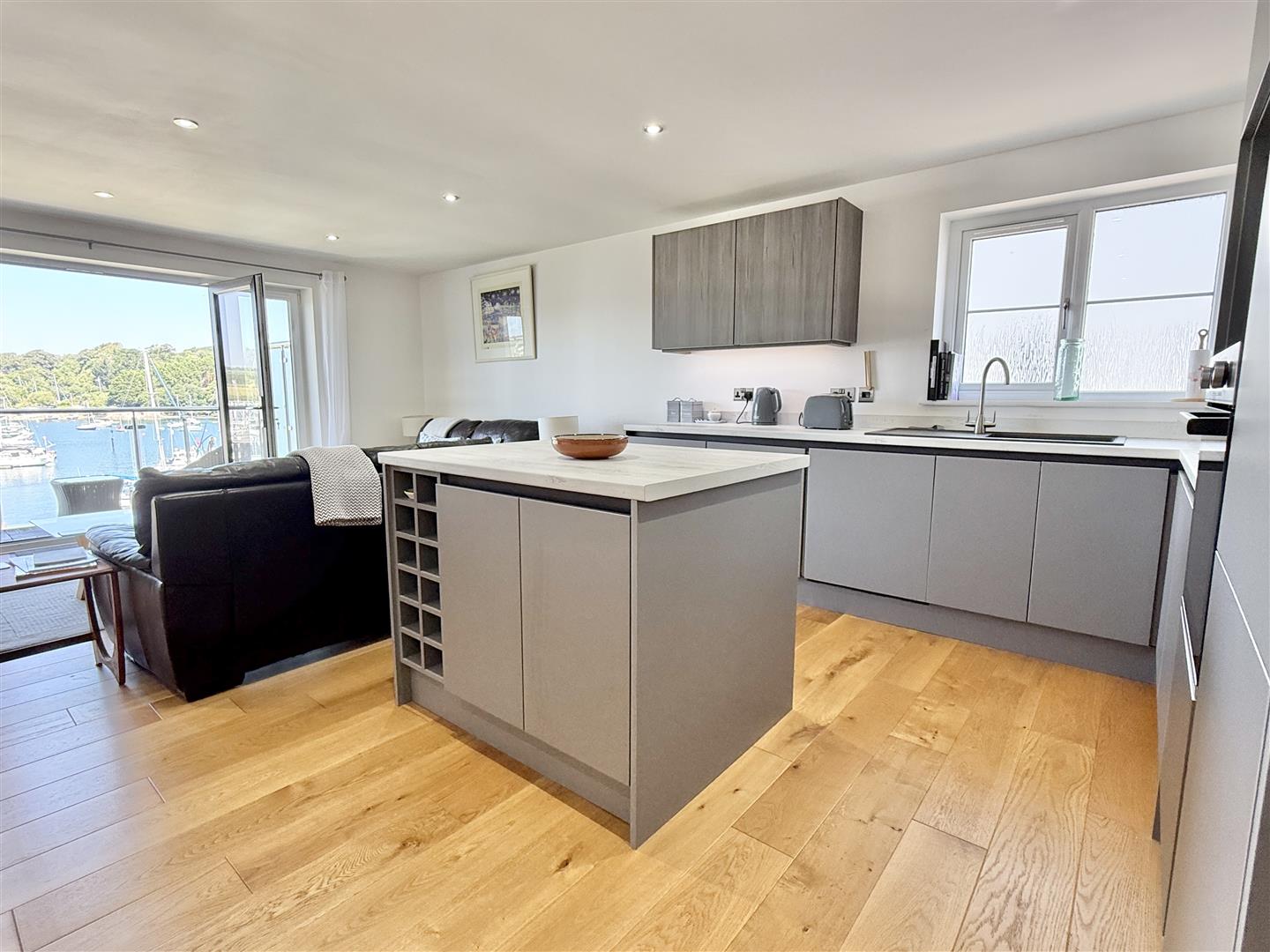 Puffin House, North Parade, Falmouth